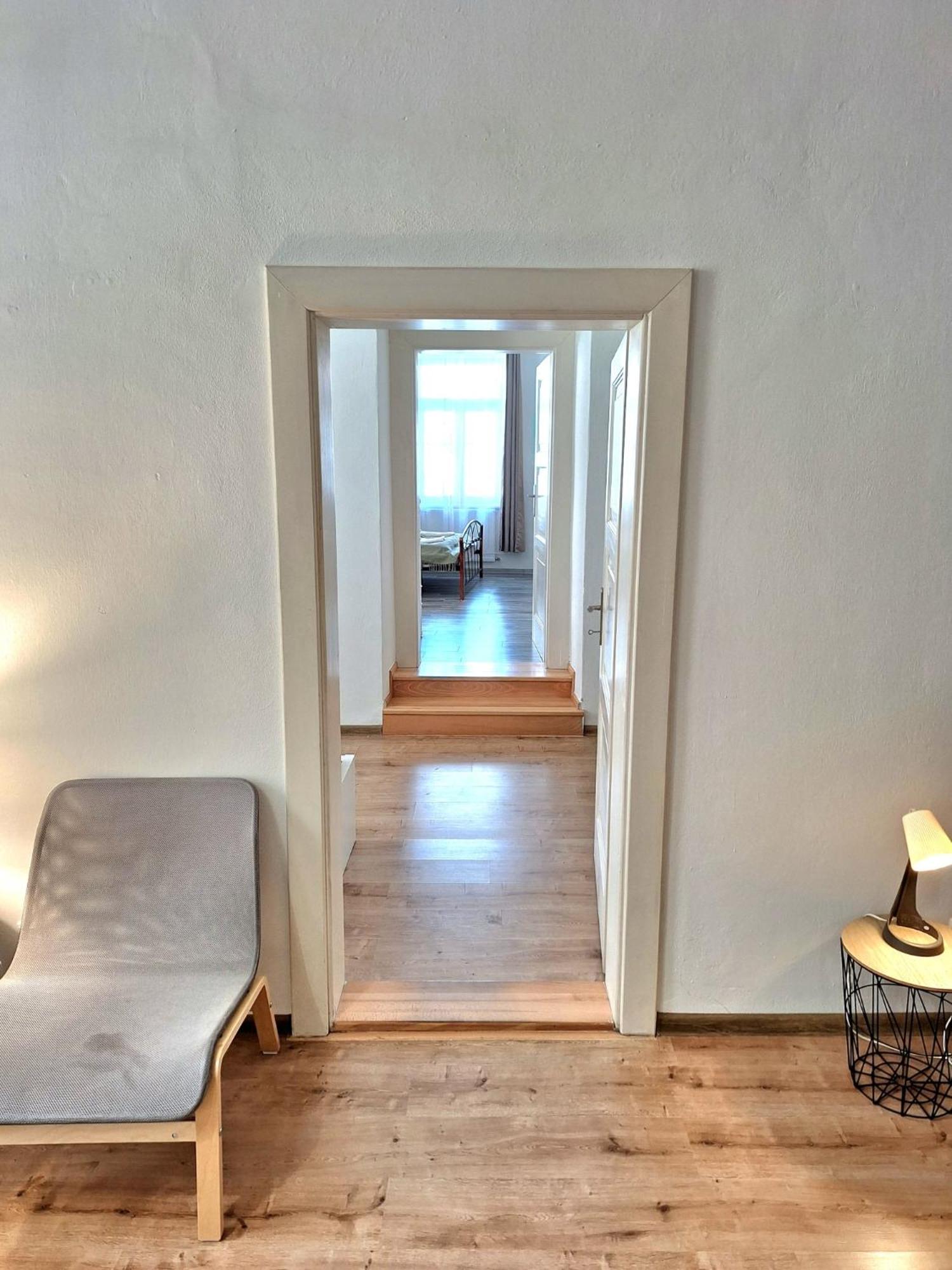 Apartment Emma - Old Town บราติสลาวา ภายนอก รูปภาพ